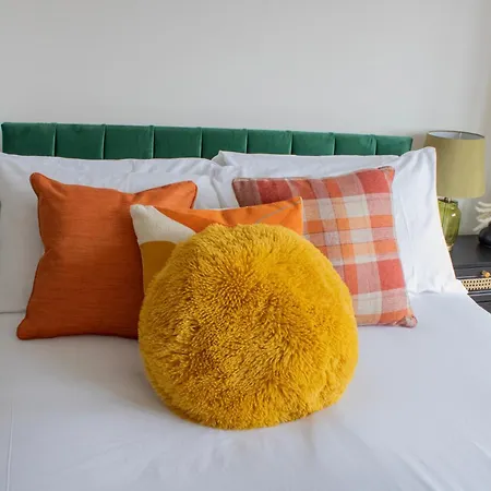 Harvard House, Stylish 3 Bedroom House In Solihull 5 Mins To The Nec, Bhx ,jlr With Free Parking Ferienhaus